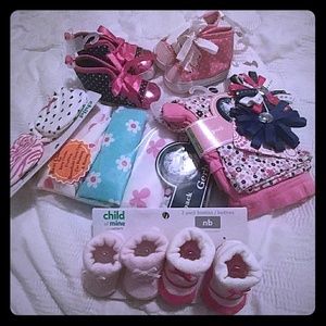 Newborn girls lot